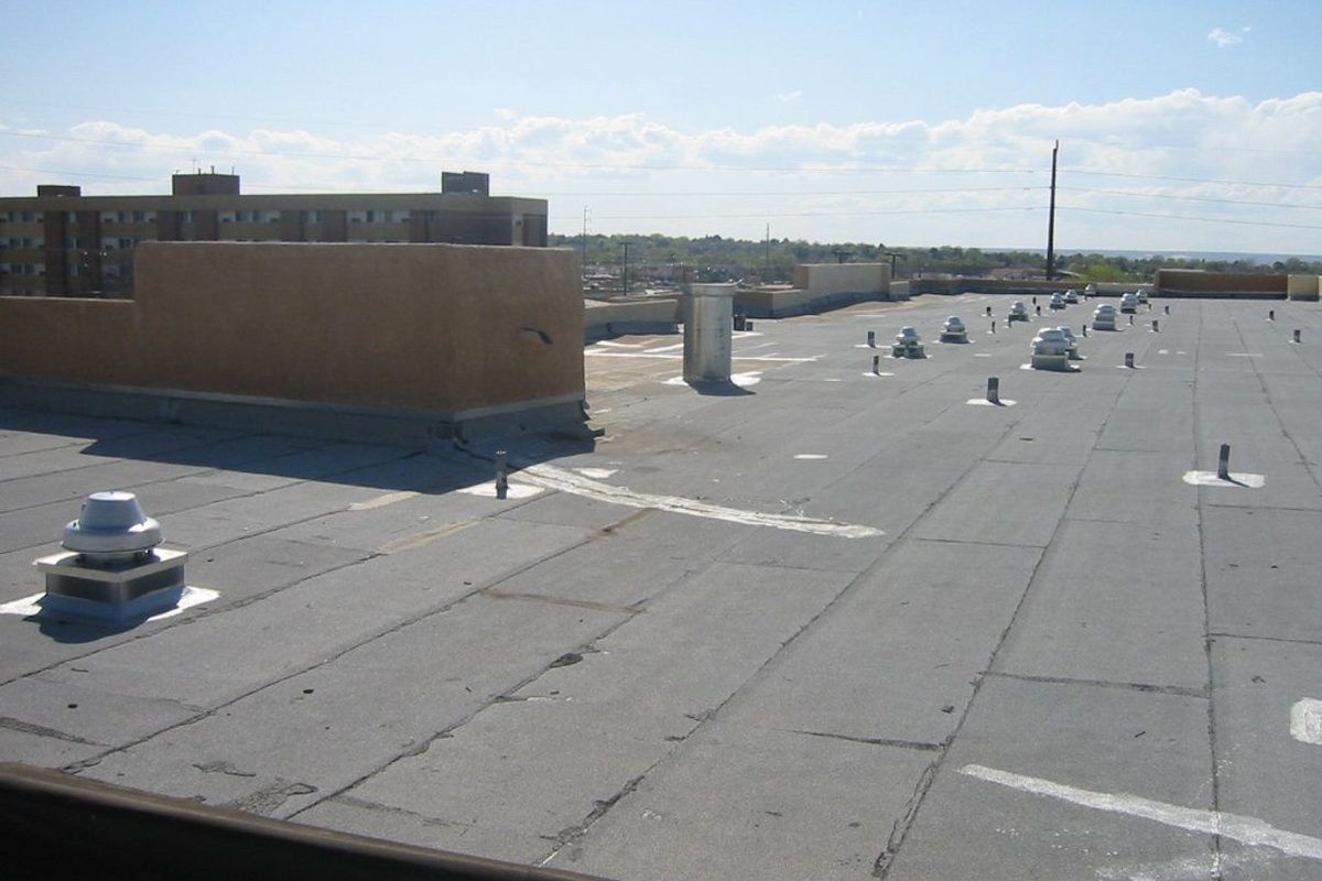 Flat roof area at Brookdale Retirement Home in Albuquerque with a spray foam and gravel roof system